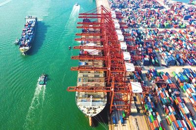 中國(guó)貿(mào)易十強(qiáng)城市排名:廣州首破萬億,深圳領(lǐng)先北京